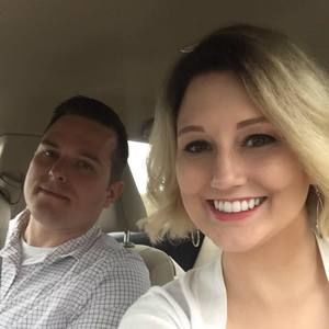 Meet your Posher, Leanna